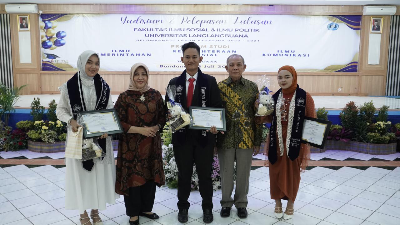 FISIP Unla Gelar Yudisium Gelombang I