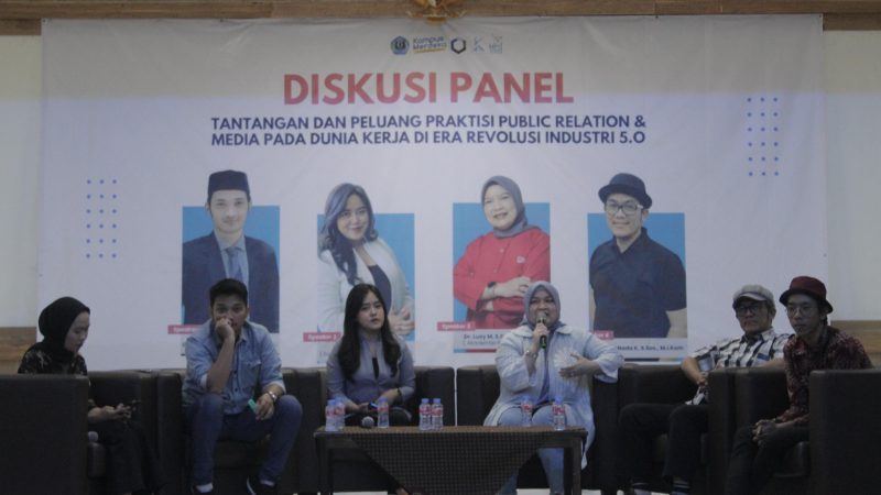 Hima Ikom FISIP Unla Gelar Diskusi Panel Peluang Praktisi Komunikasi di Era 5.0