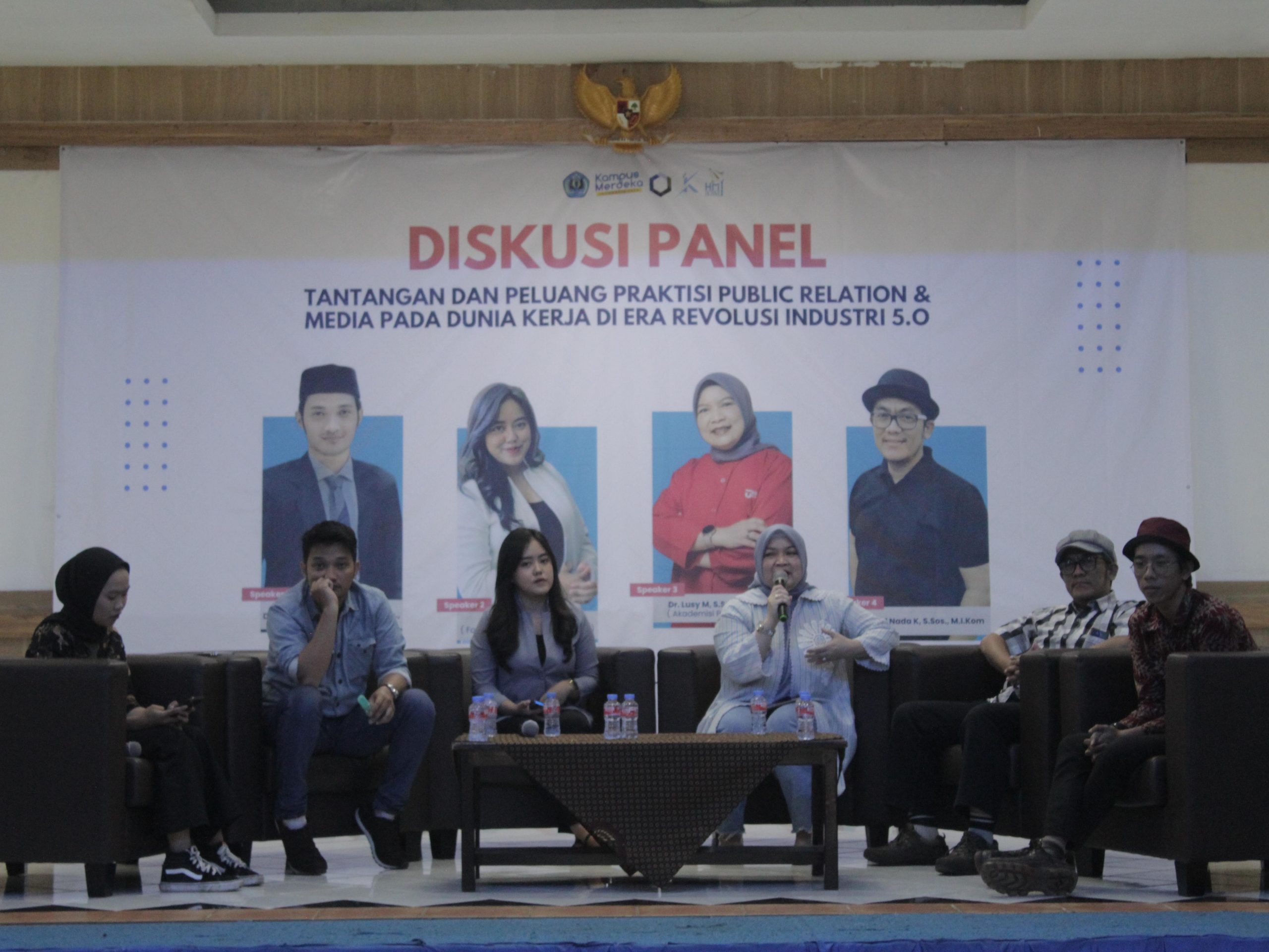 Hima Ikom FISIP Unla Gelar Diskusi Panel Peluang Praktisi Komunikasi di Era 5.0