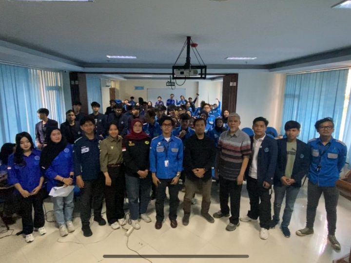 Fajar Mauludin Terpilih secara Aklamasi dalam Mubes Hima Ikom IX!