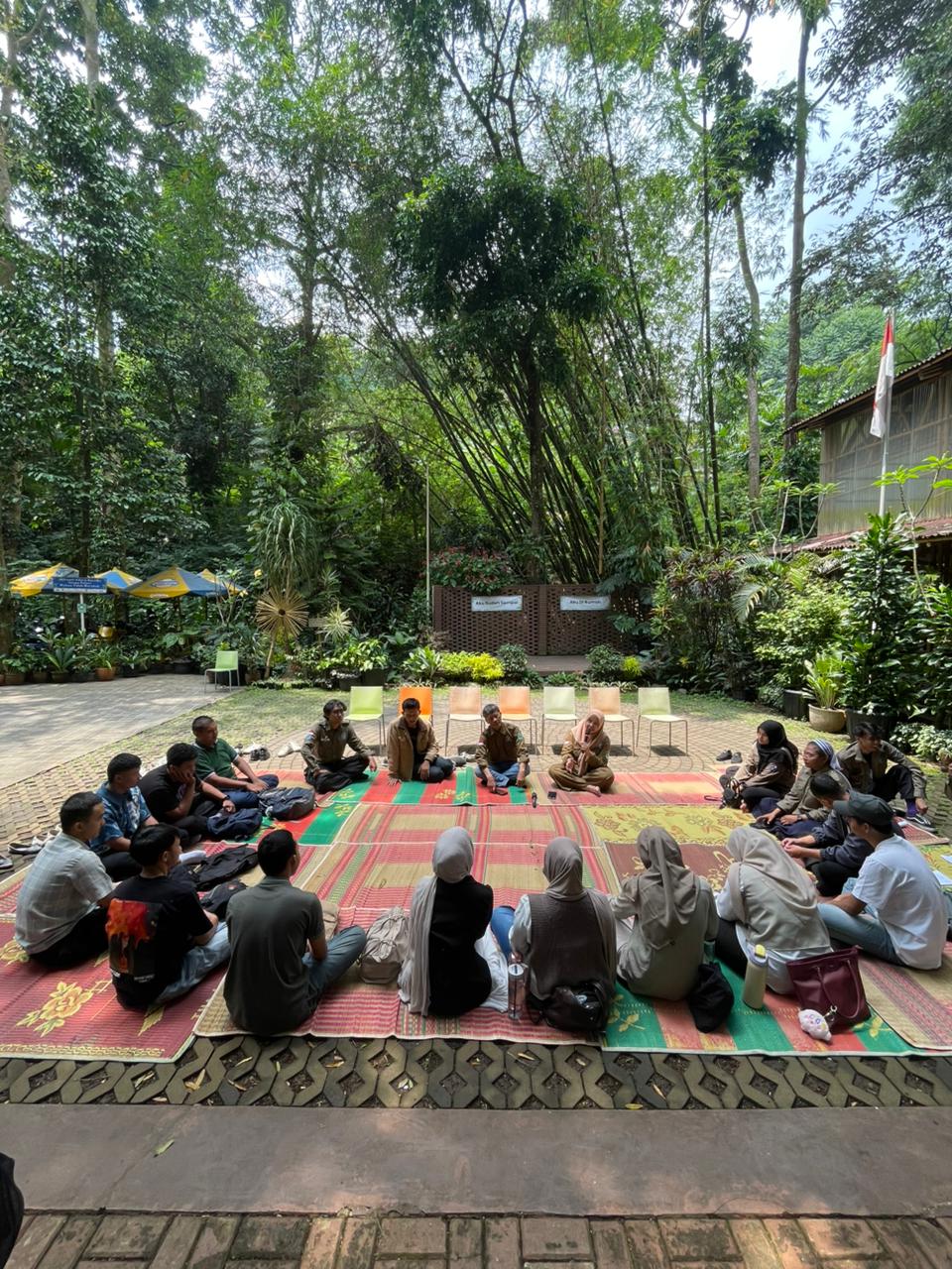 Hima Ilmu Kesejahteraan Sosial FISIP-Unla Gelar “Skuters” di Eco Camp Dago Pakar