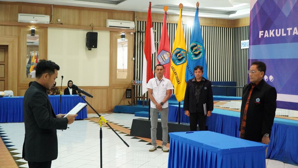 Dr. Bambang Rudiansah,S.IP., M.I.Pol Resmi Dilantik sebagai Dekan FISIP Unla